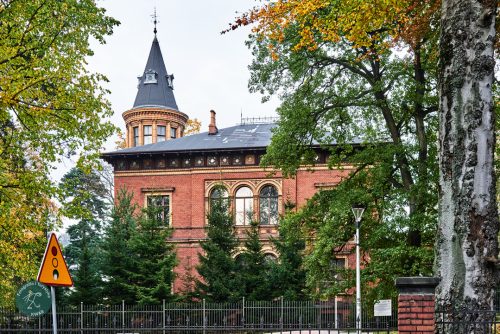 Budynek nr 21 przy ulicy Grunwaldzkiej; Głuszyca, Obniżenie Noworudzkie
