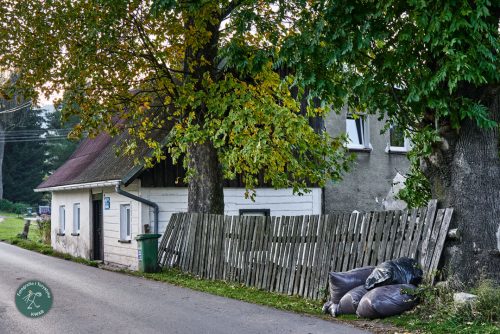 Budynek nr 20 przy ulicy Wiejskiej; Grzmiąca, Obniżenie Noworudzkie