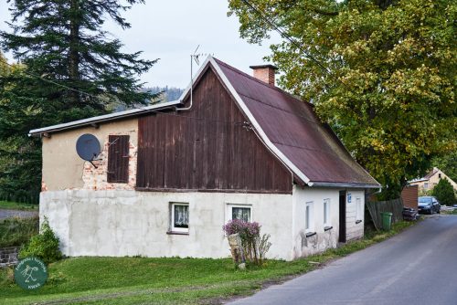 Budynek nr 20 przy ulicy Wiejskiej; Grzmiąca, Obniżenie Noworudzkie